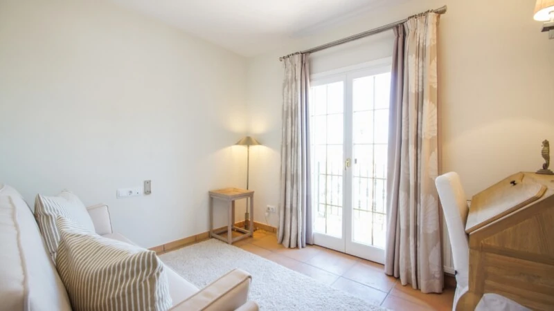 Villa in El Toro - Port Adriano - Office
