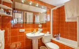 Villa in Son Gual - Master bathroom