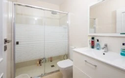 Villa in El Toro - Port Adriano - Bathroom