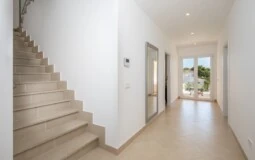 Villa in El Toro - Port Adriano - Corridor
