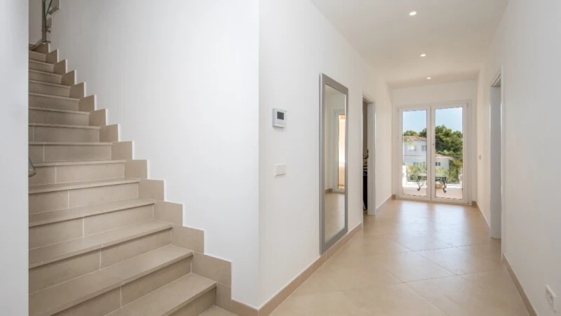 Villa in El Toro - Port Adriano - Corridor