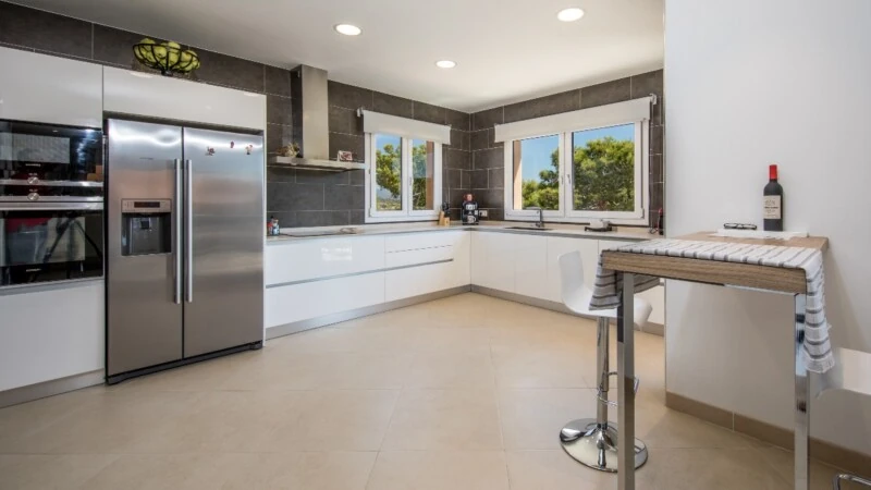 Villa in El Toro - Port Adriano - Kitchen