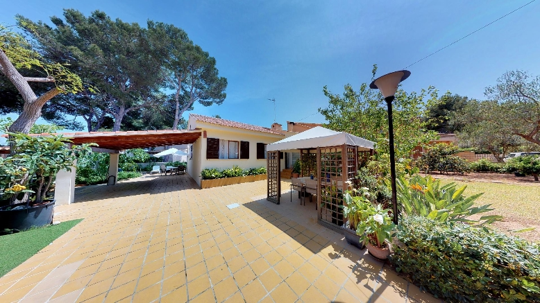 Villa in El Toro - Port Adriano - Spacious garden