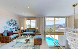 Villa in Son Vida - Impressive open plan hall and stairs