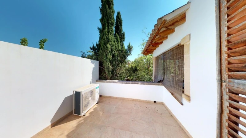 Finca in Palma de Mallorca - Bedroom terrace