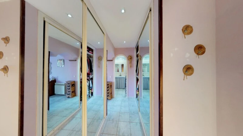 Villa in El Toro - Port Adriano - Master dressing area