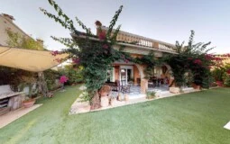 Villa in El Toro - Port Adriano - Villa with garden and pool