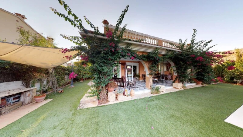 Villa in El Toro - Port Adriano - Villa with garden and pool
