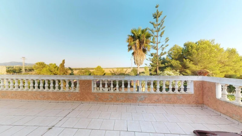 Villa in El Toro - Port Adriano - Large balcony with green zone views