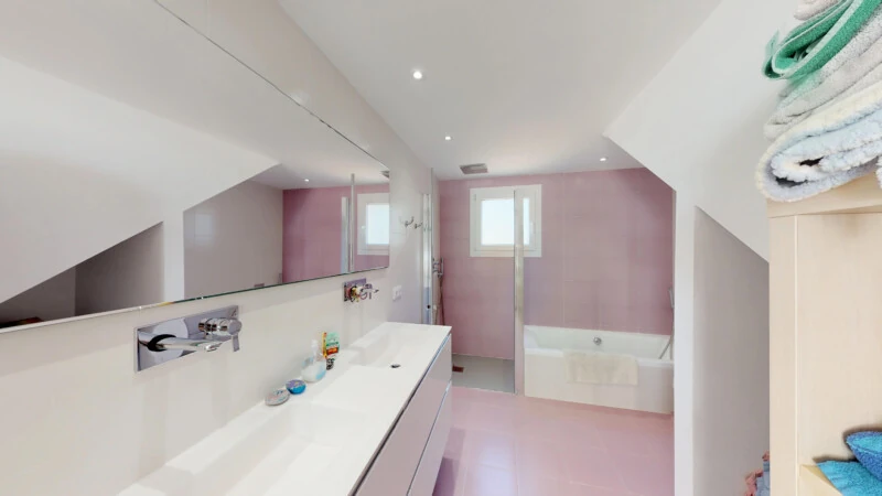 Villa in El Toro - Port Adriano - V-Toro-425-Sunny-Modern-and-newly-constructed-home-near-Puerto-Adriano-Marina-and-Beach-04102019_140854