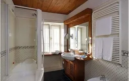 Hotel **** in Belluno - Captura10