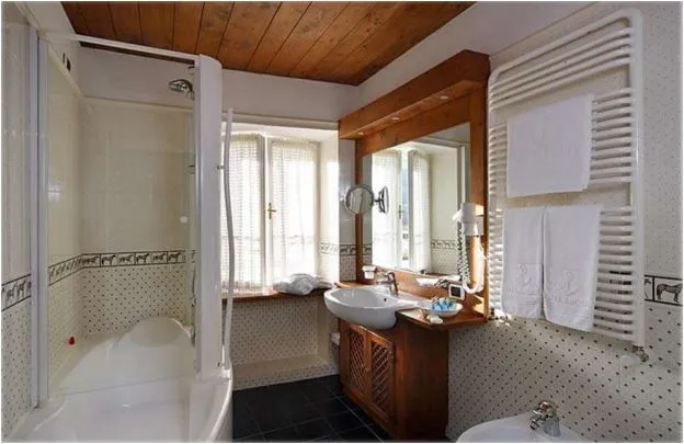 Hotel **** in Belluno - Captura10