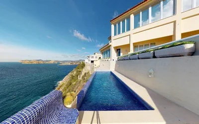 Villa in El Toro - Port Adriano - Firstline Villa in El Toro