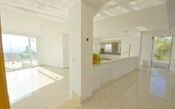 Villa in Nova Santa Ponsa - RV-Adriano-102_5_Hallway
