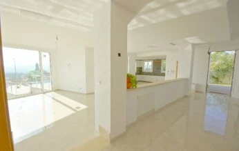 Villa in Nova Santa Ponsa - RV-Adriano-102_5_Hallway