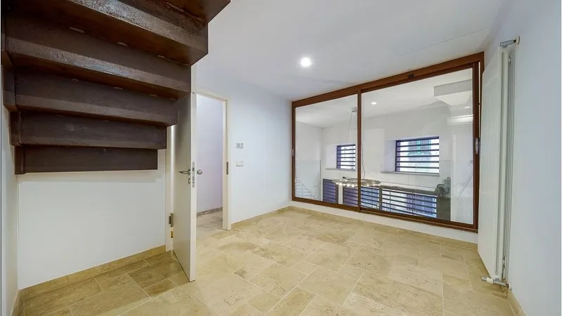 Townhouse in La Llotja - Captura10