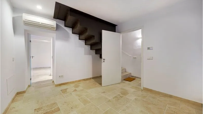 Townhouse in La Llotja - Captura12