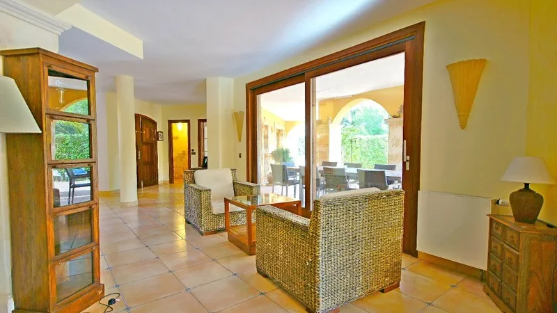 Villa in El Toro - Port Adriano - Hallway