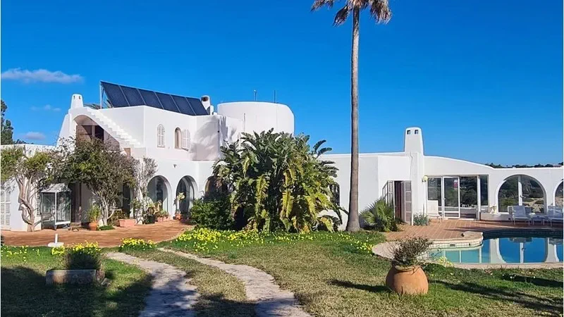 Villa in Cala Esmeralda - Captura3