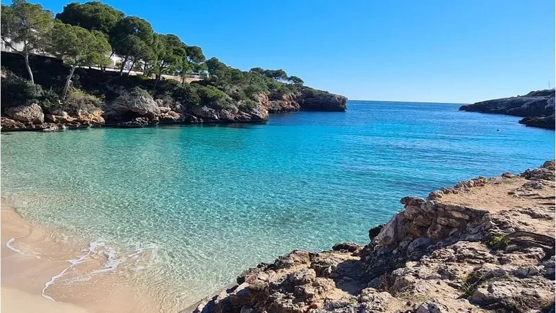 Villa in Cala Esmeralda - Captura7