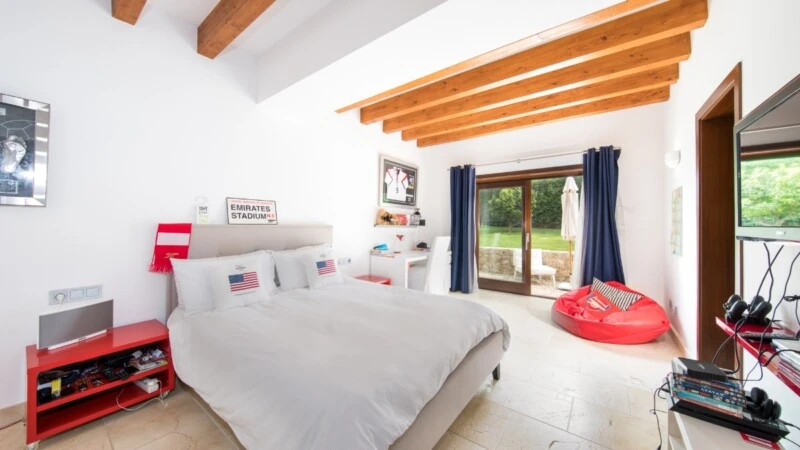 Detached Villa in Nova Santa Ponsa - Bedroom (3)