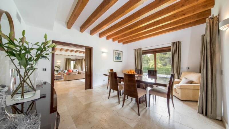 Detached Villa in Nova Santa Ponsa - Dining room