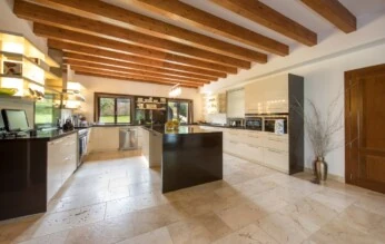 Detached Villa in Nova Santa Ponsa - Kitchen