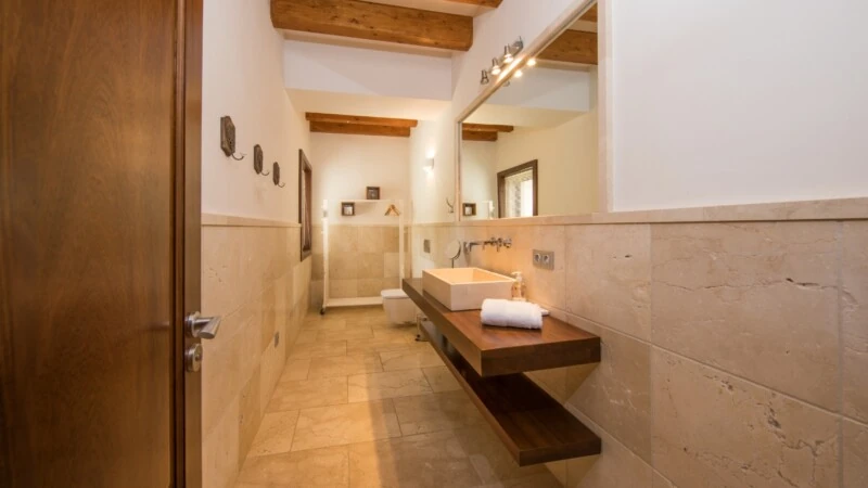 Detached Villa in Nova Santa Ponsa - Guest bathroom