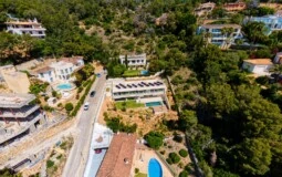 Villa in Portals Nous - ChatGPT Image May 29, 2026, 11_19_10 AM