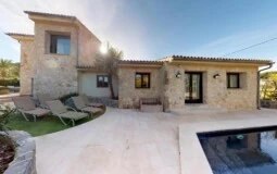 Villa in El Toro - Port Adriano - Stone property for sale in El Toro
