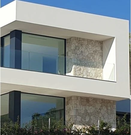 Under Construction in El Toro - Port Adriano - Captura4