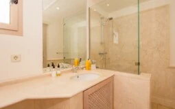 Apartment in Nova Santa Ponsa - Bathroom