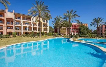 Garden Apartment in Nova Santa Ponsa - Community with 3 pools