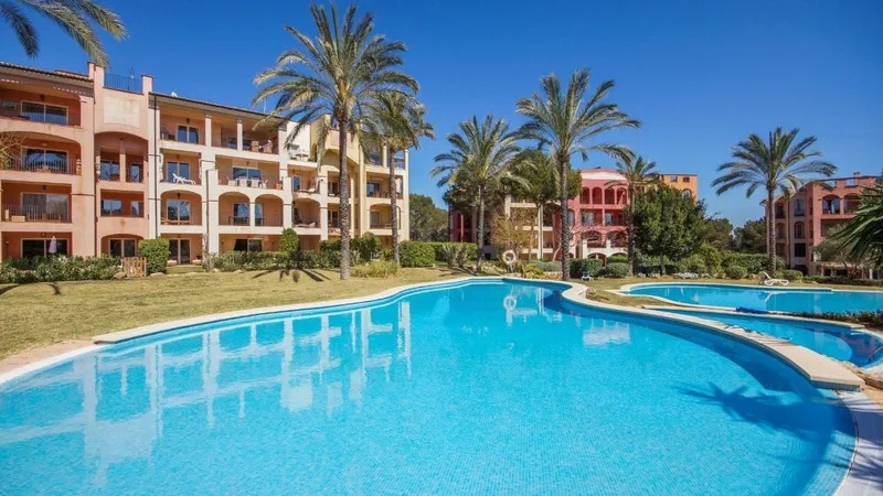 Garden Apartment in Nova Santa Ponsa - Community with 3 pools