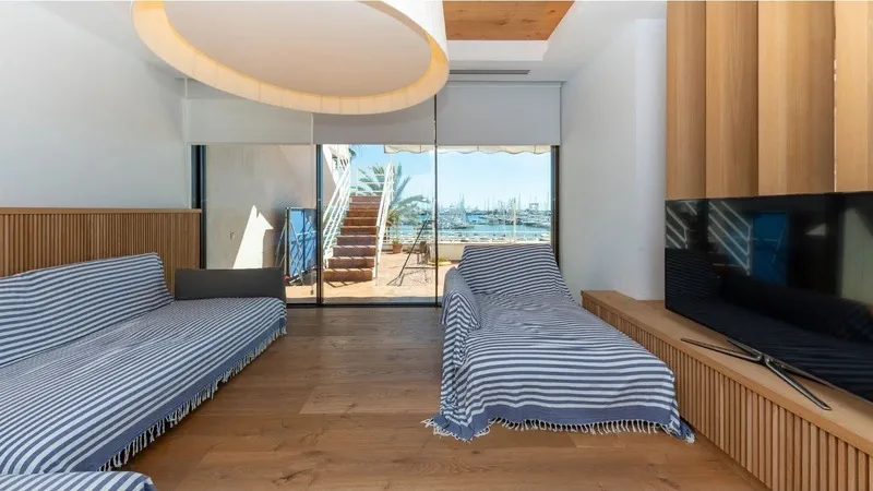Duplex in Paseo Marítimo - Captura6