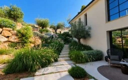 Villa in Bendinat - ChatGPT Image Aug 5, 2026, 12_14_05 PM