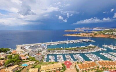 Duplex in El Toro - Port Adriano - Ariel view of community