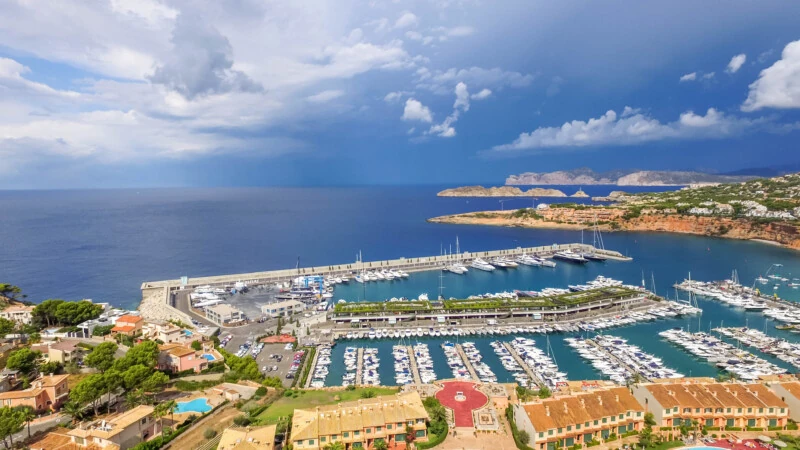 Duplex in El Toro - Port Adriano - Ariel view of community