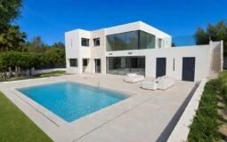 Villa in Nova Santa Ponsa - ChatGPT Image May 26, 2026, 11_28_01 AM