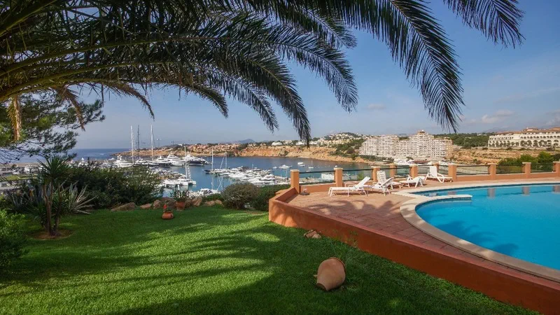 Apartment in El Toro - Port Adriano - GARDEN