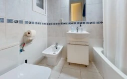 Apartment in Palma de Mallorca - A-Palma-Bathroom