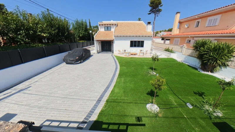Villa in El Toro - Port Adriano - Elegant Modern Villa in El Toro
