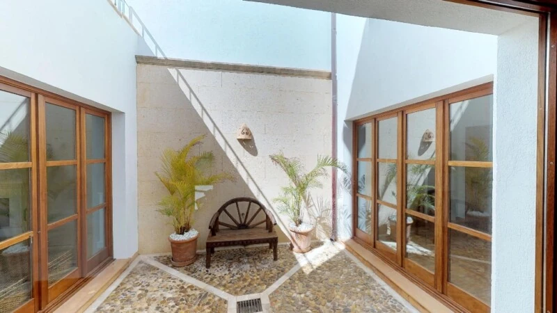 Villa in Nova Santa Ponsa - Internal Courtyard