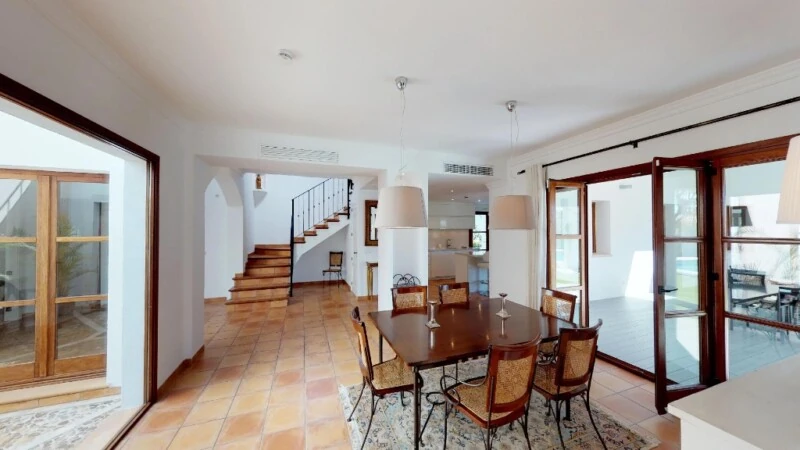 Villa in Nova Santa Ponsa - Spacious Indoor Dining