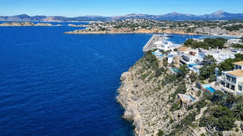 Villa in El Toro - Port Adriano - ChatGPT Image Mar 2, 2026, 03_12_41 PM