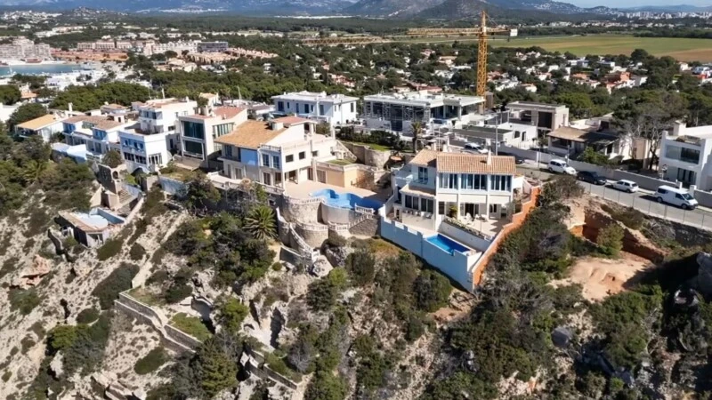 Villa in El Toro - Port Adriano - ChatGPT Image Mar 2, 2026, 03_23_03 PM