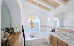 Villa in Puerto Andratx - Mediterranean bathroom with sea view