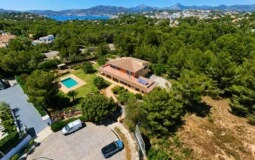 Villa in Nova Santa Ponsa - ChatGPT Image May 26, 2026, 04_02_51 PM
