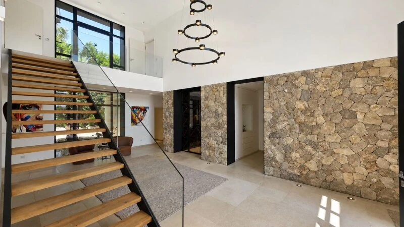 Villa in Nova Santa Ponsa - ChatGPT Image Jun 3, 2026, 09_30_15 AM