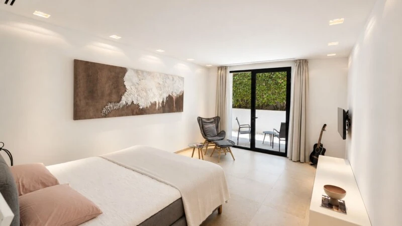 Villa in Nova Santa Ponsa - ChatGPT Image Jun 3, 2026, 09_39_52 AM